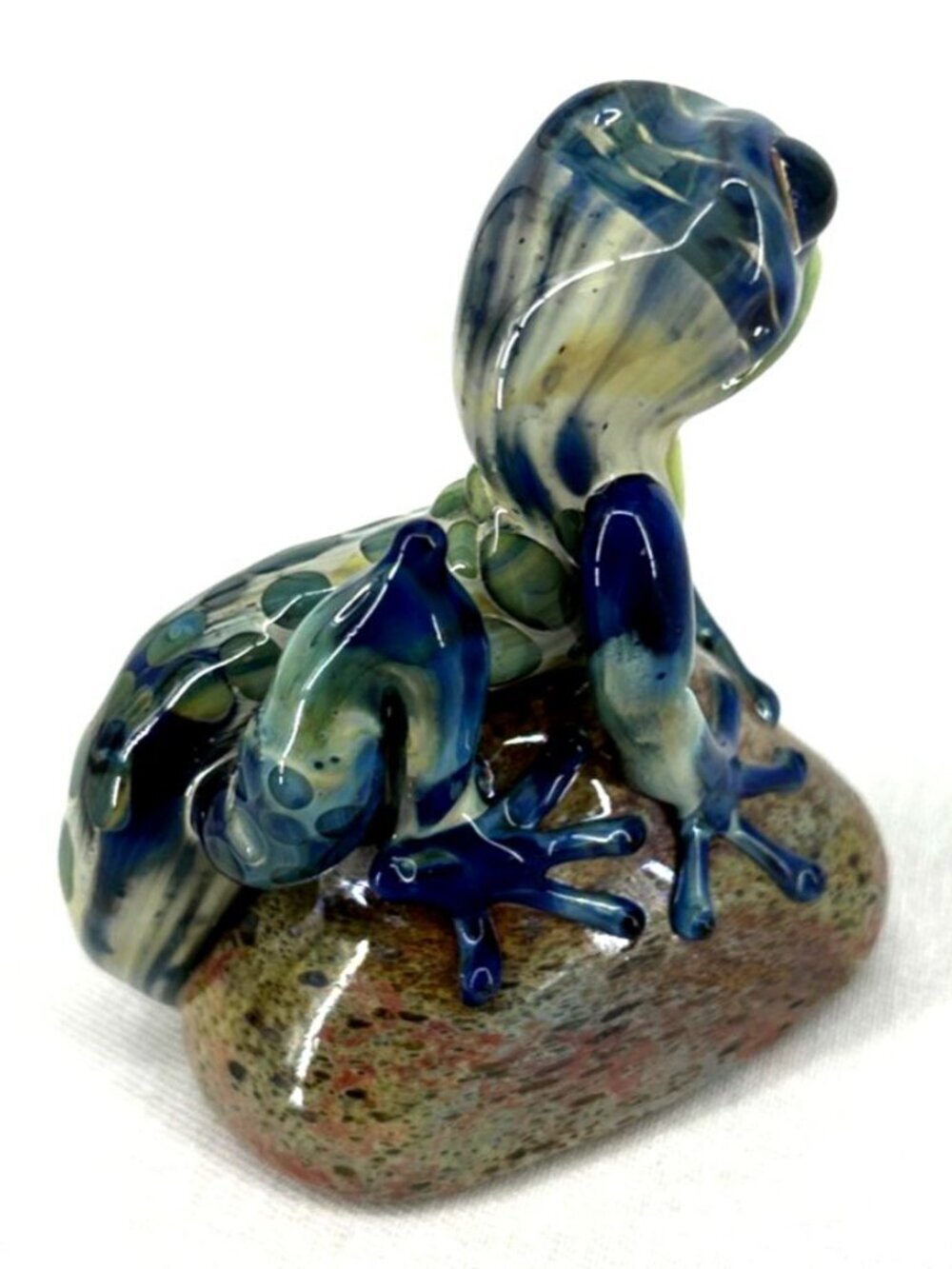 Oregon Fusion Lizard Fused Glass Figurine Handcrafted Tropical Lizard Nature 3" - Picture 3 of 6